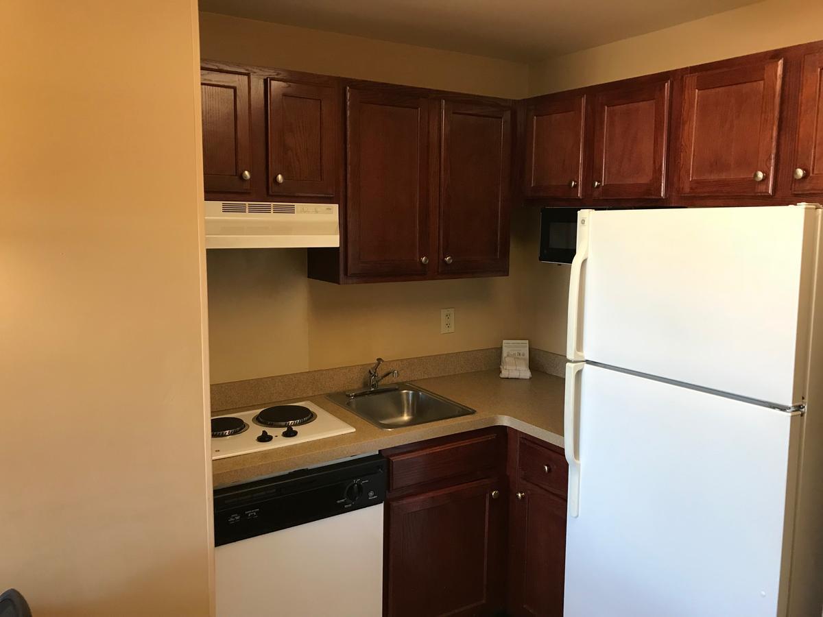 Extended Stay America Suites - Detroit - Auburn Hills - Featherstone Rd Exteriör bild