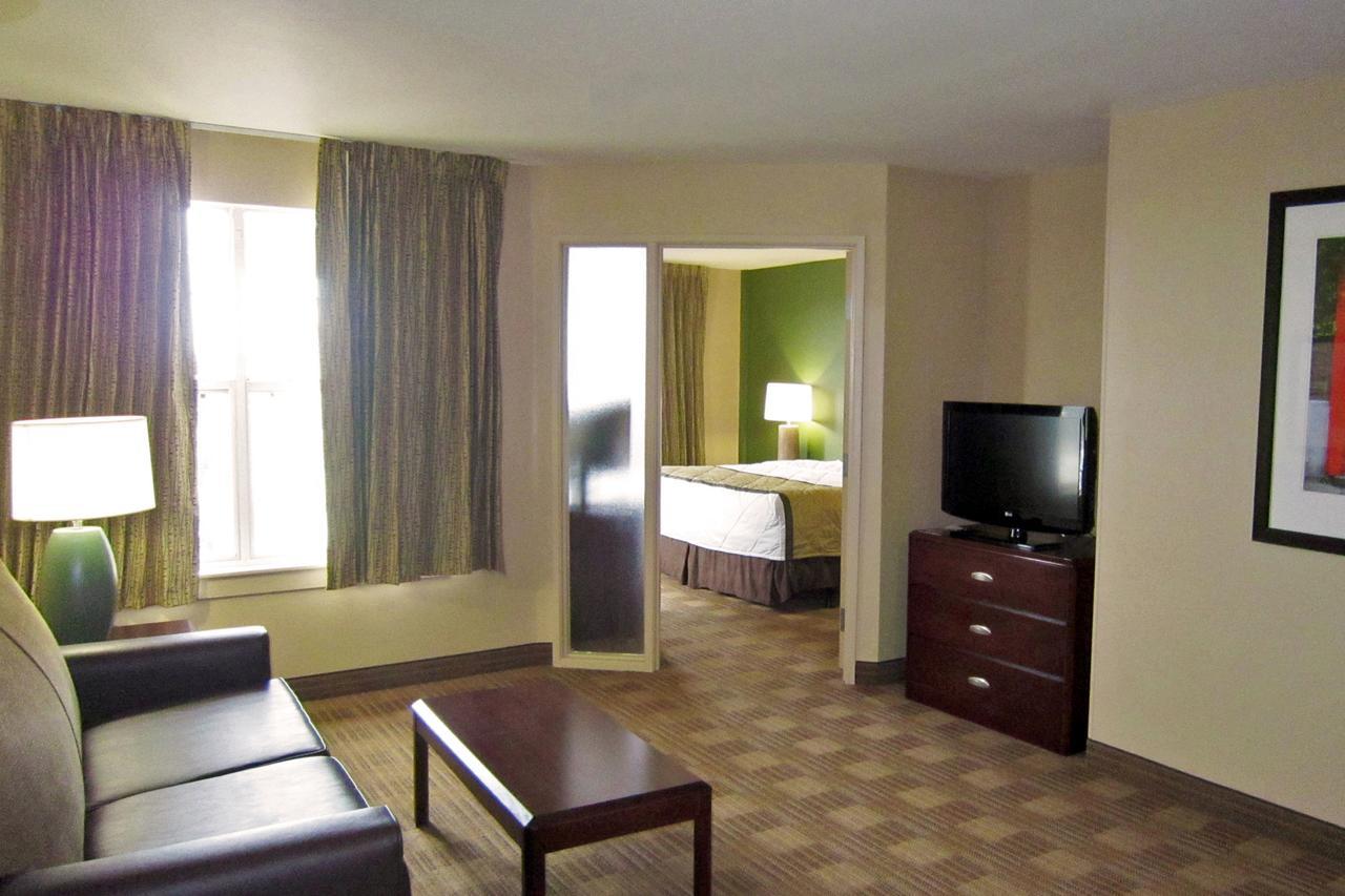 Extended Stay America Suites - Detroit - Auburn Hills - Featherstone Rd Exteriör bild
