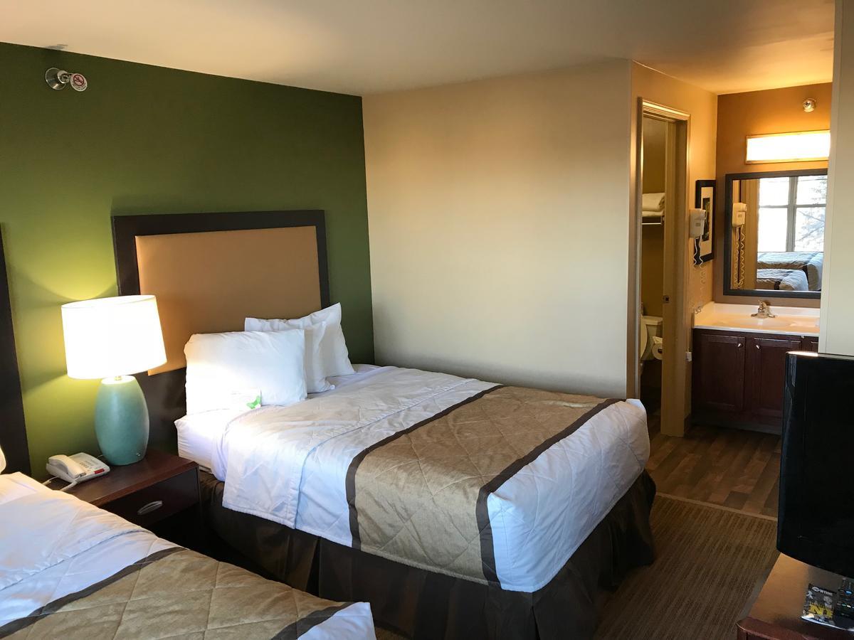 Extended Stay America Suites - Detroit - Auburn Hills - Featherstone Rd Exteriör bild