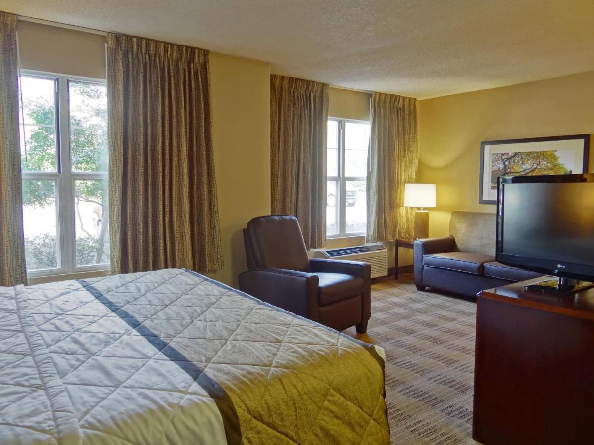 Extended Stay America Suites - Detroit - Auburn Hills - Featherstone Rd Exteriör bild